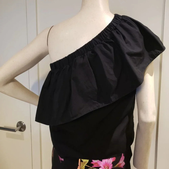 Asos off-shoulder black ruffle top 100%  Cotton - Picture 2 of 5